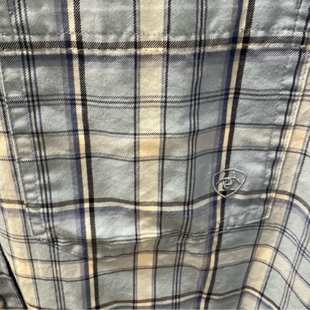 ARIAT Blue Checkered Dress Shirt Men's Size LARGE - Excellent condition - Picture 2 of 6